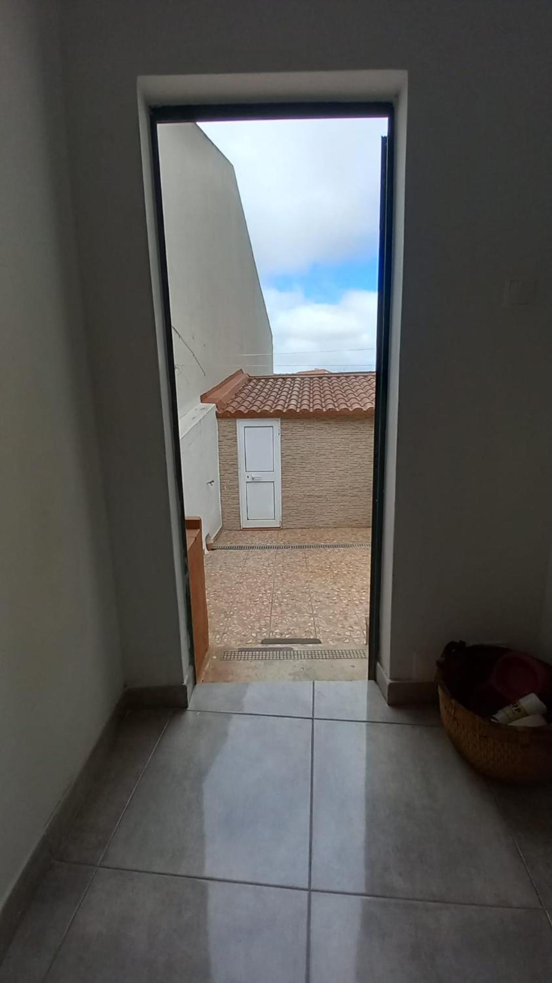 Alvito Guest House - Comfortable Room With Private Bathroom Lisboa Eksteriør billede